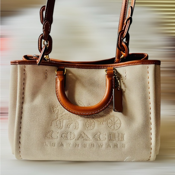 SOLD ❌❌ $498 BARELY USED Coach Reese 28 Canvas Tote Satchel - Picture 6 of 14